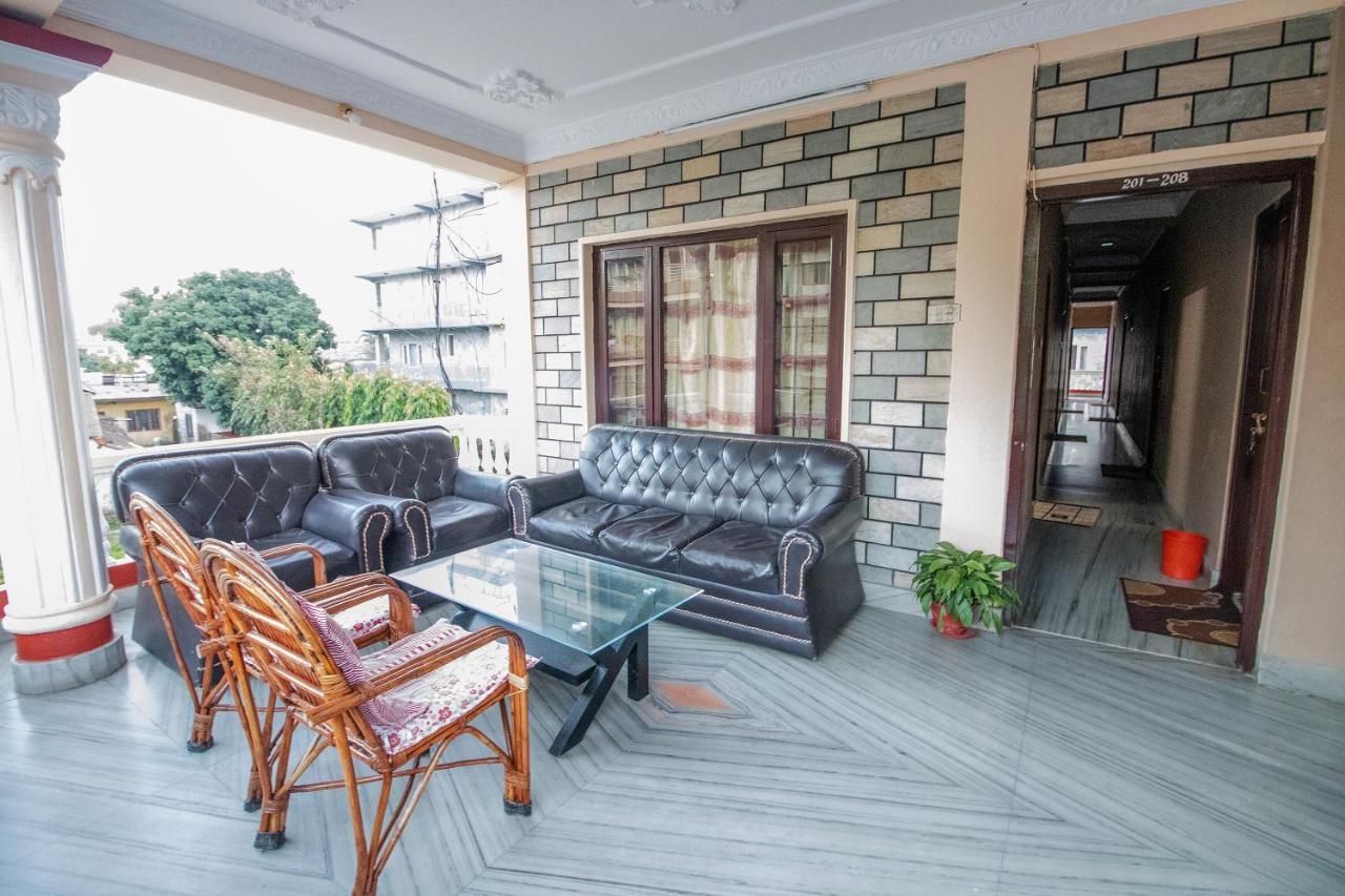 Hotel Royal Image Pokhara Exterior foto