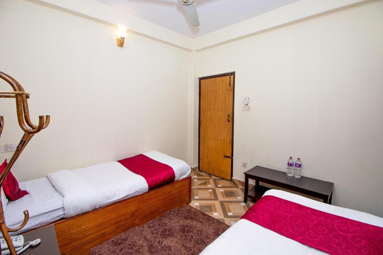 Hotel Royal Image Pokhara Exterior foto